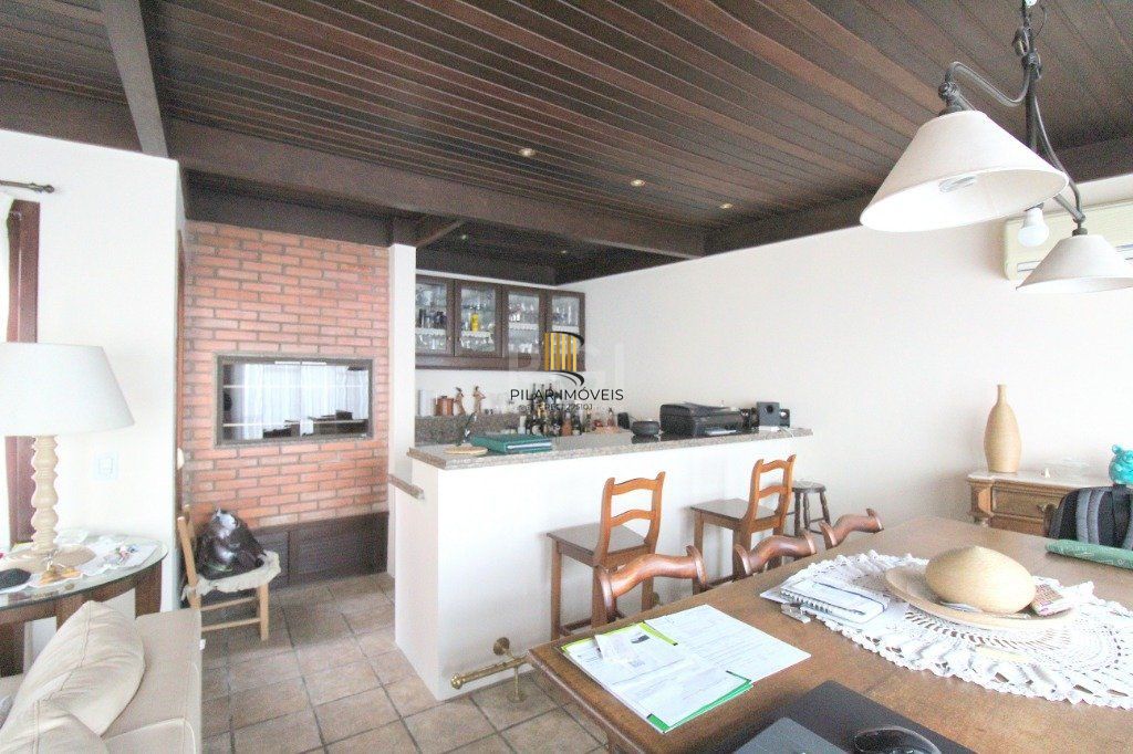 Casa para Venda - 100m², 3 dormitórios, 3 vagas - Nonoai