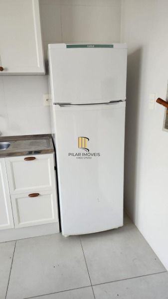 Studio em Porto Alegre, no bairro Tristeza, com 1 dormitório(s), e 1 banheiros, à venda.