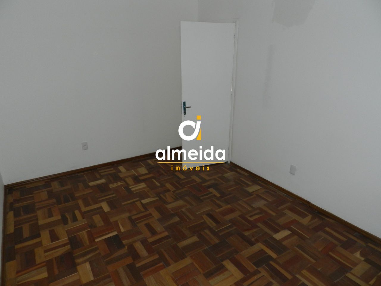 Casa à venda com 3 quartos, 142m² - Foto 14