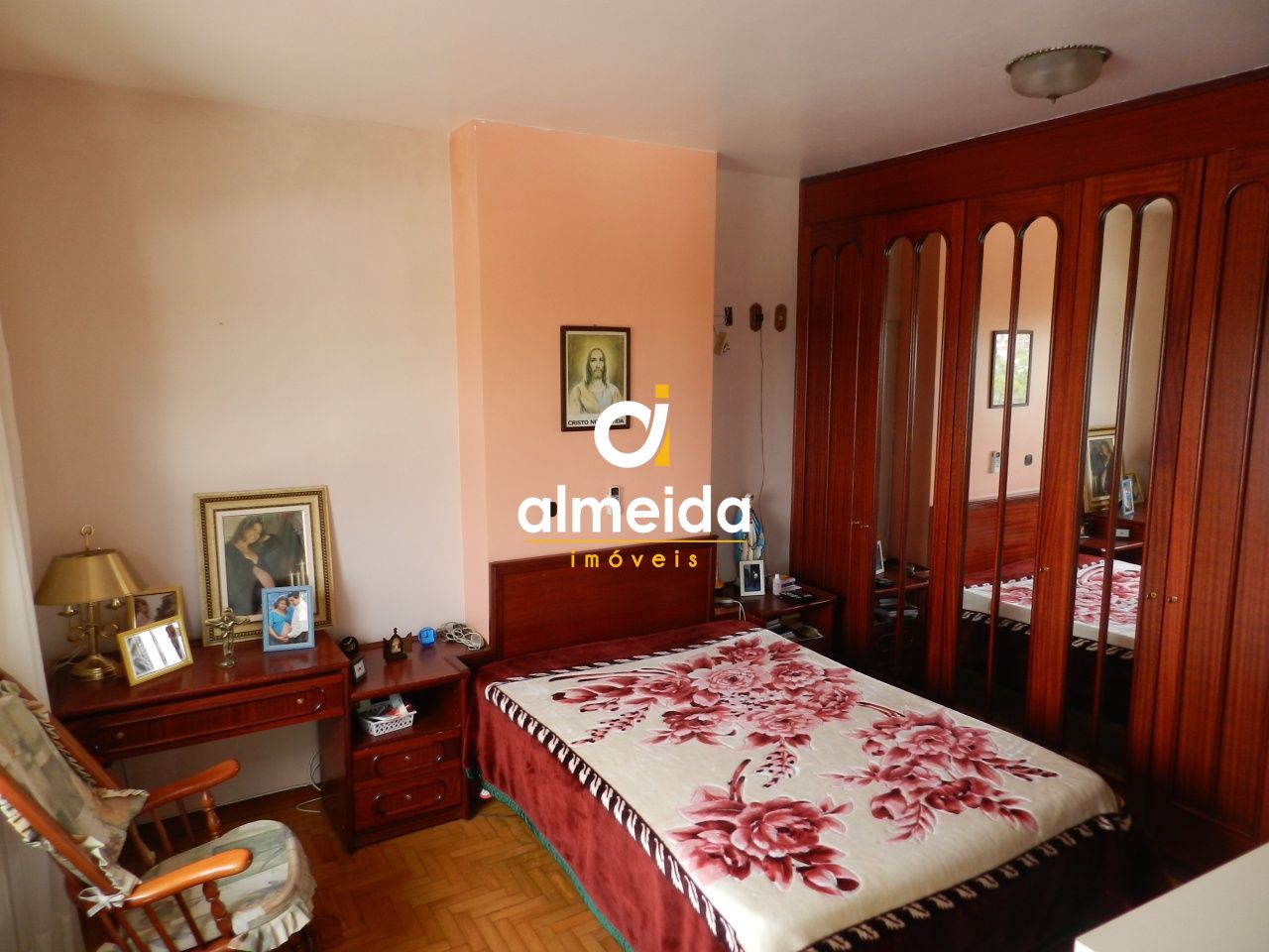 Casa à venda e aluguel com 4 quartos, 357m² - Foto 16