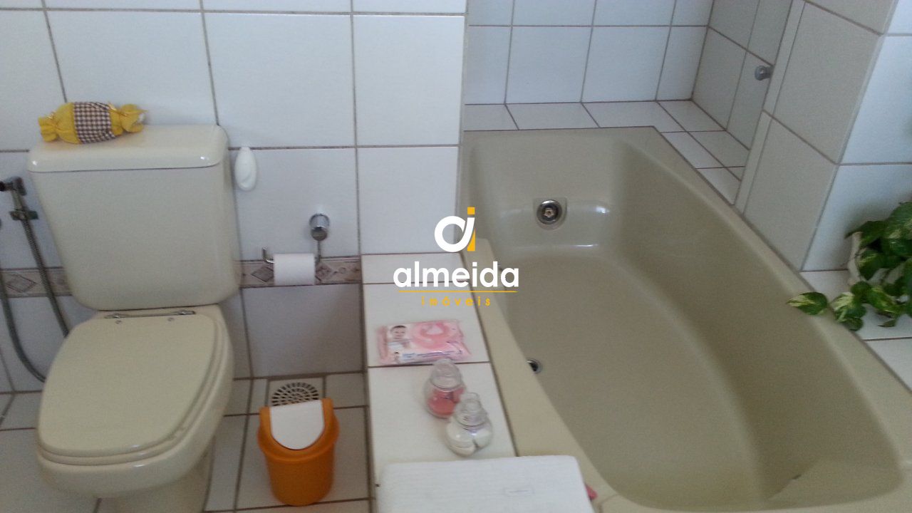 Apartamento à venda com 3 quartos, 220m² - Foto 14