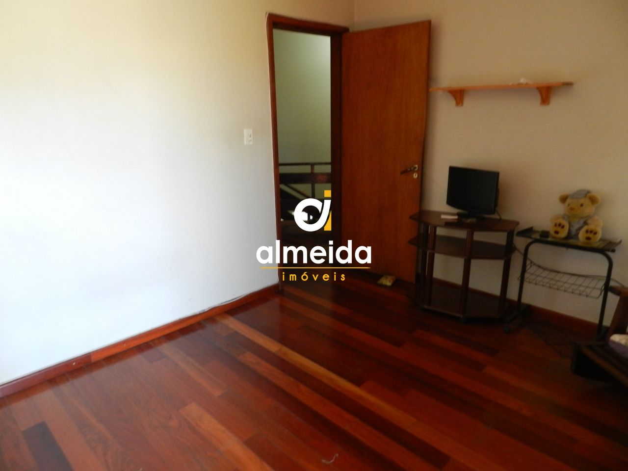 Casa à venda com 4 quartos, 411m² - Foto 20