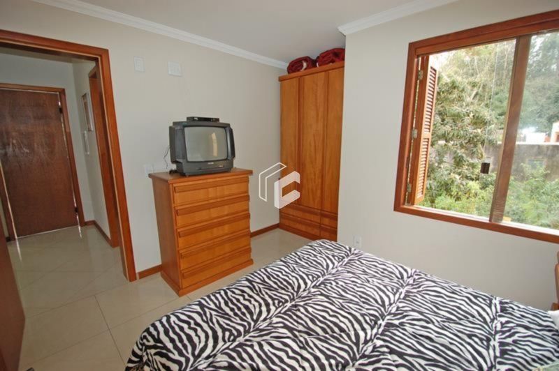 Casa, 4 quartos, 240 m² - Foto 12