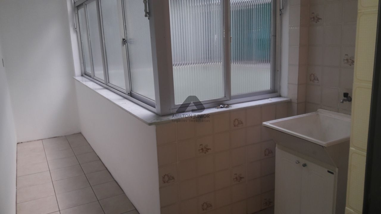 Apartamento à venda com 3 quartos, 120m² - Foto 13