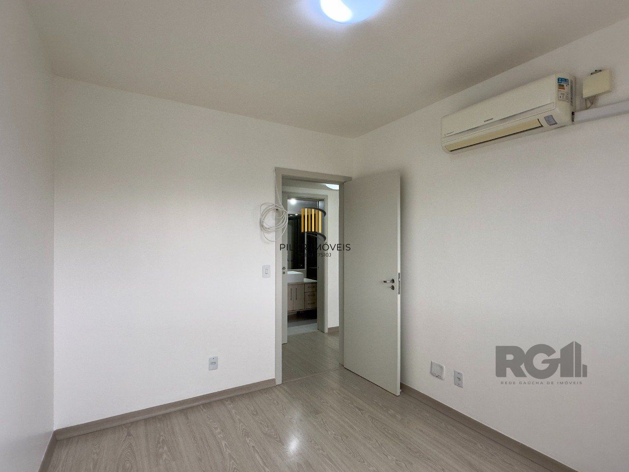 OPORTUNIDADE: APARTAMENTO 3 DORMITÓRIOS COM SUÍTE E VAGA DE GARAGEM NO MENINO DEUS