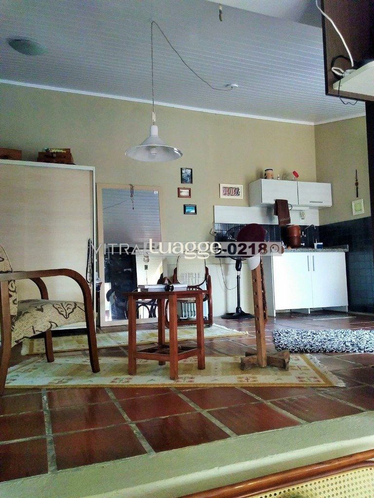 Casa à venda com 6 quartos, 212m² - Foto 30
