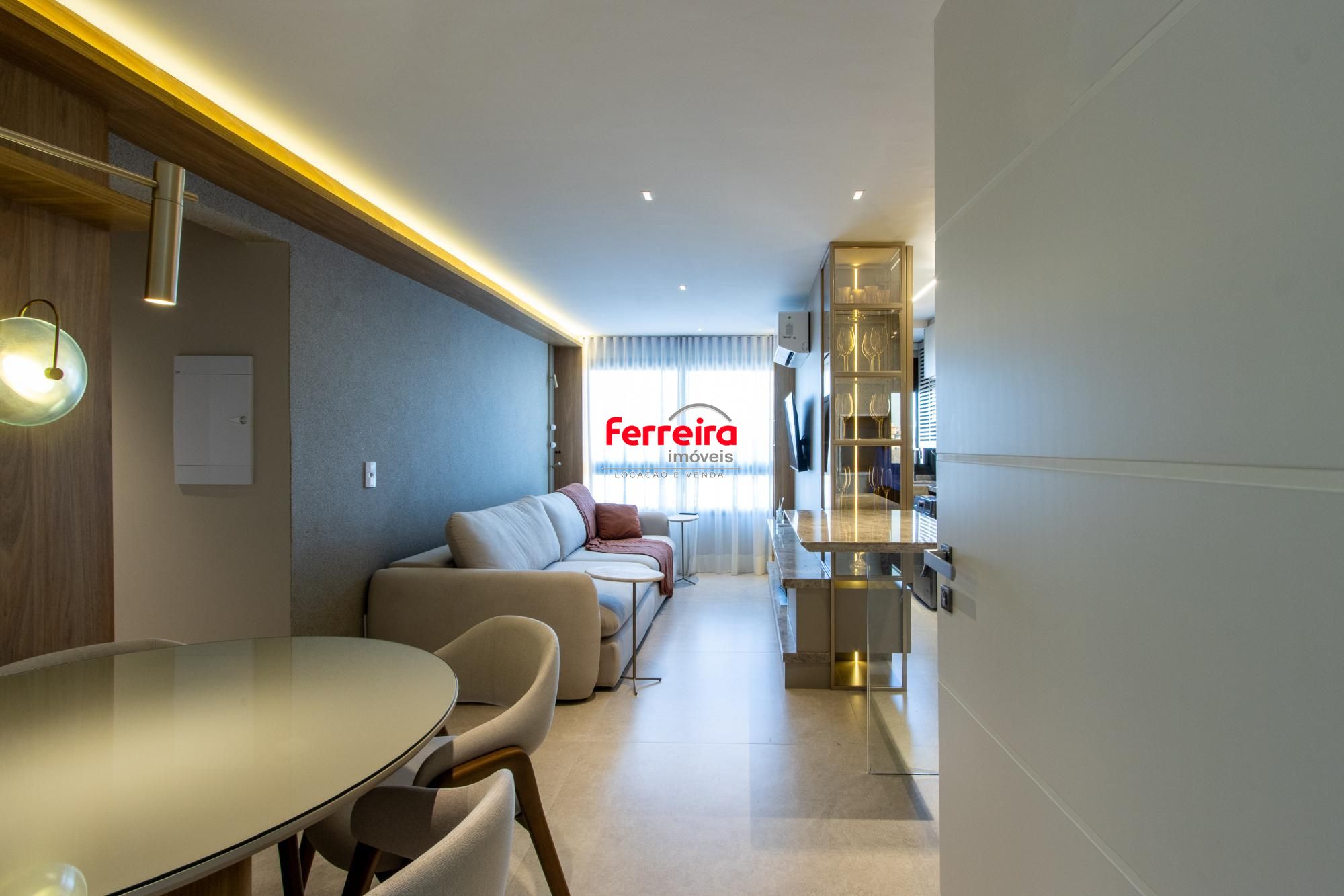 Apartamento de alto padrão  -  2 dormitórios