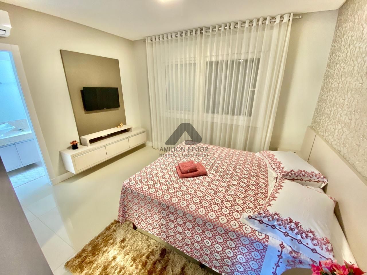 Casa de Condomínio à venda com 4 quartos, 280m² - Foto 11