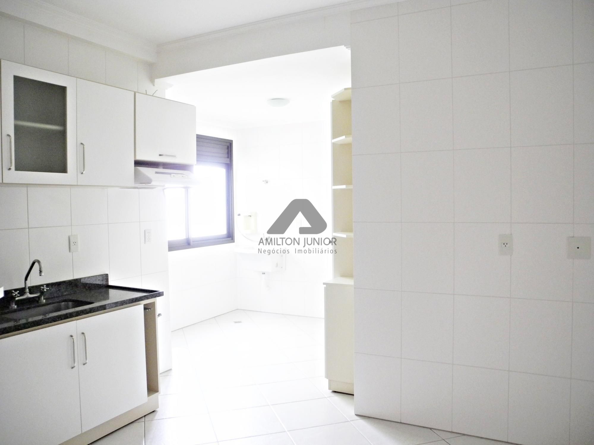 Apartamento à venda com 3 quartos, 140m² - Foto 24