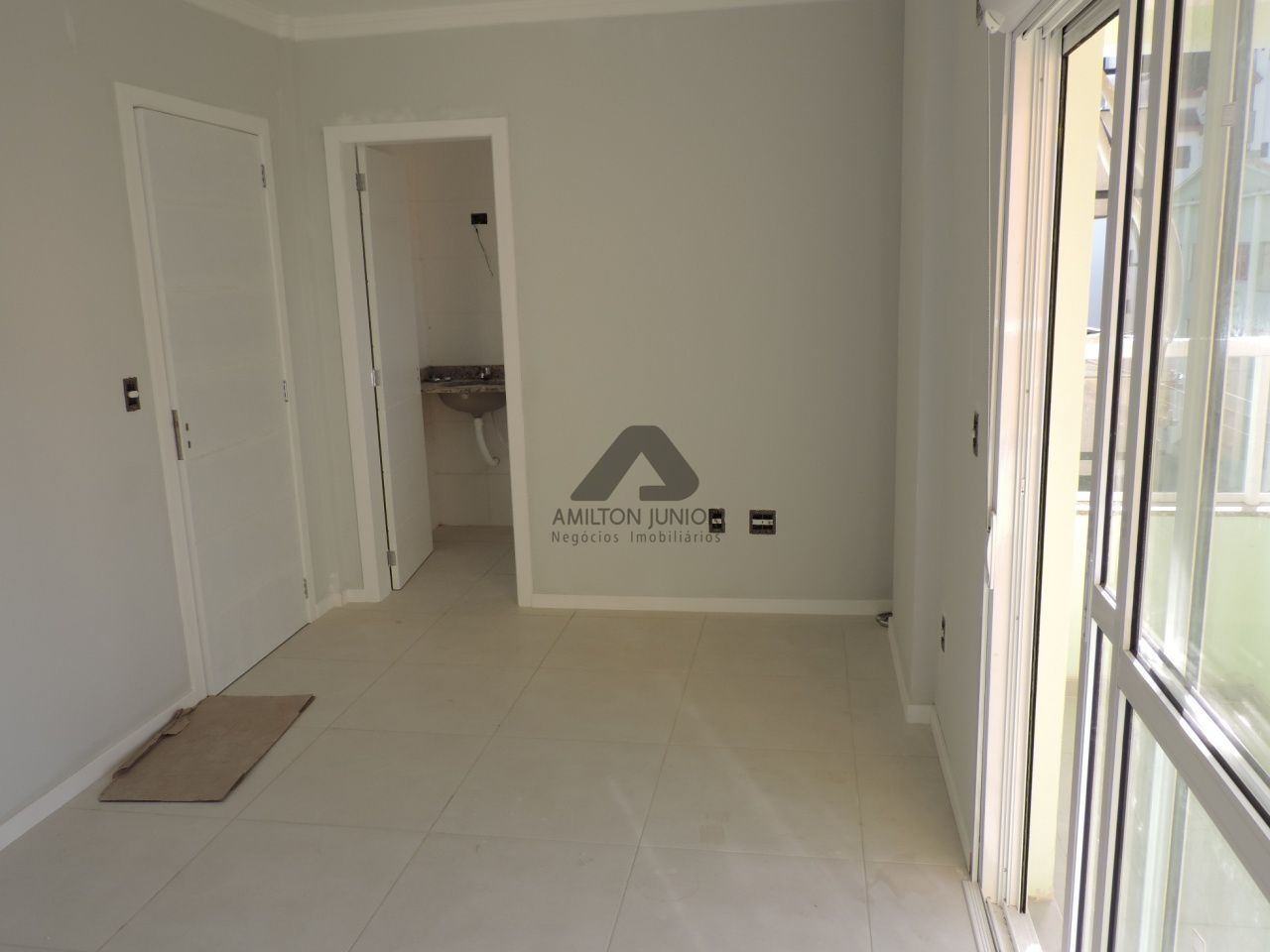 Apartamento à venda com 1 quarto, 46m² - Foto 3