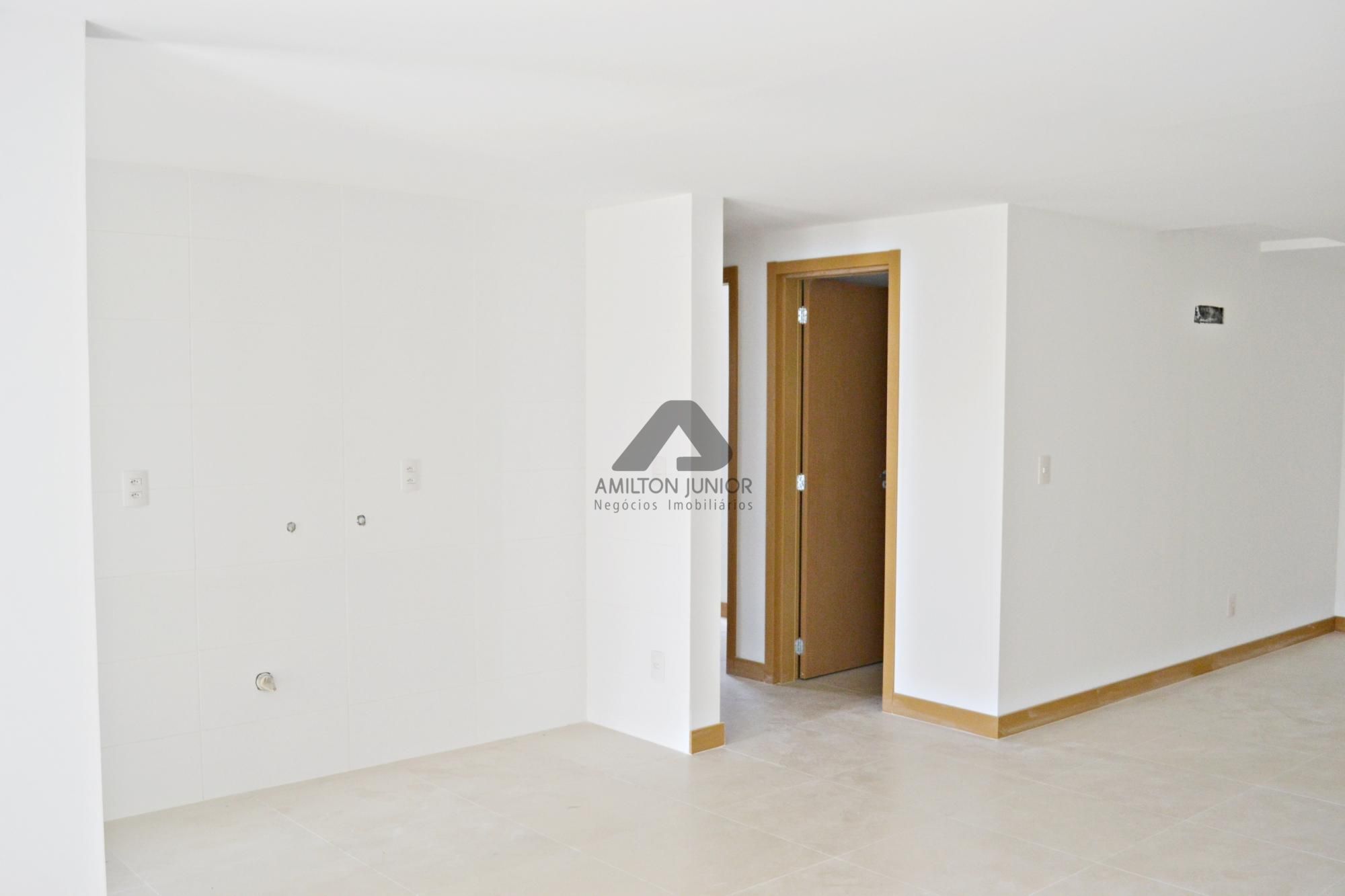 Apartamento à venda com 3 quartos, 105m² - Foto 9