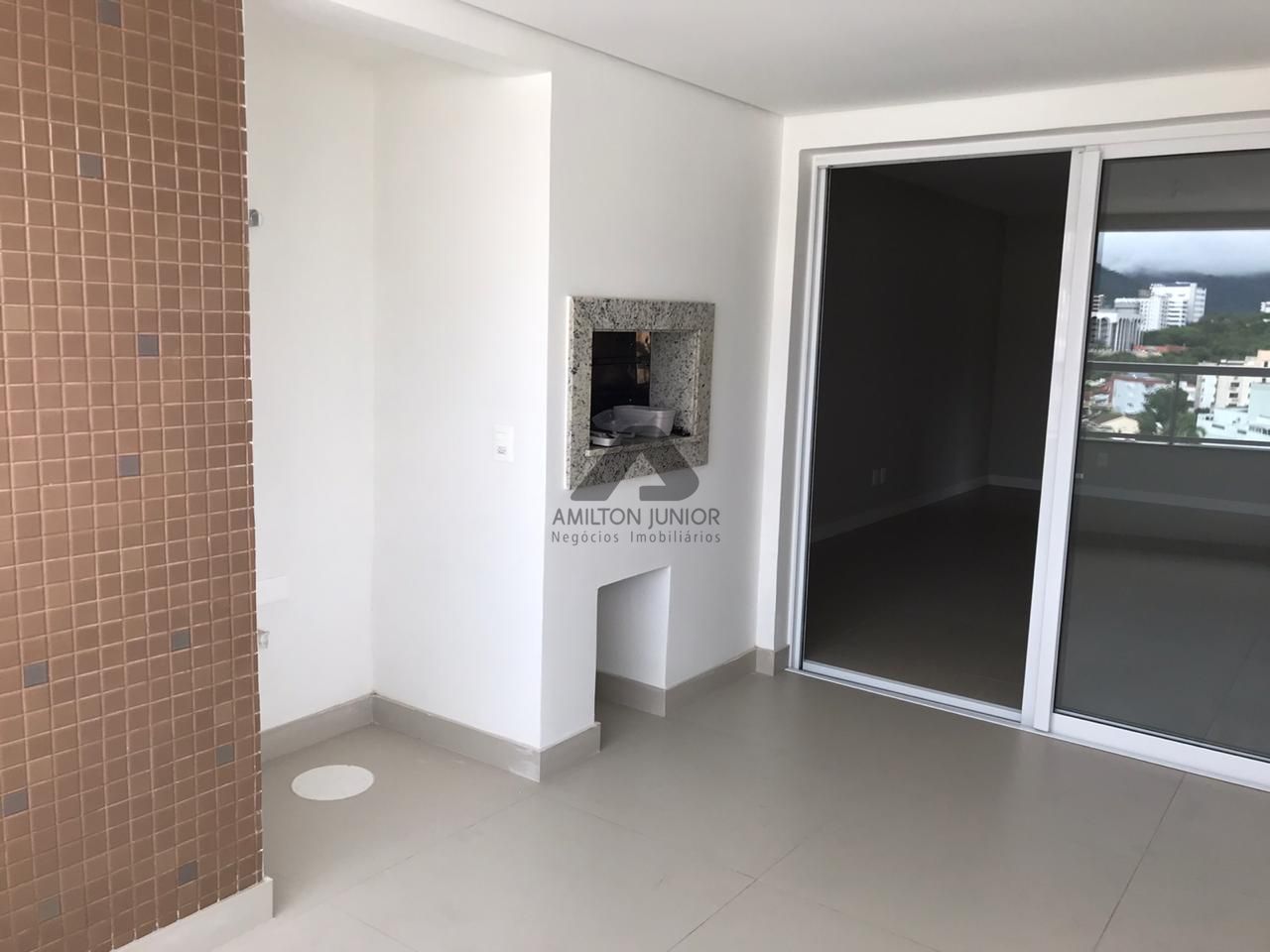 Apartamento à venda com 3 quartos, 116m² - Foto 12