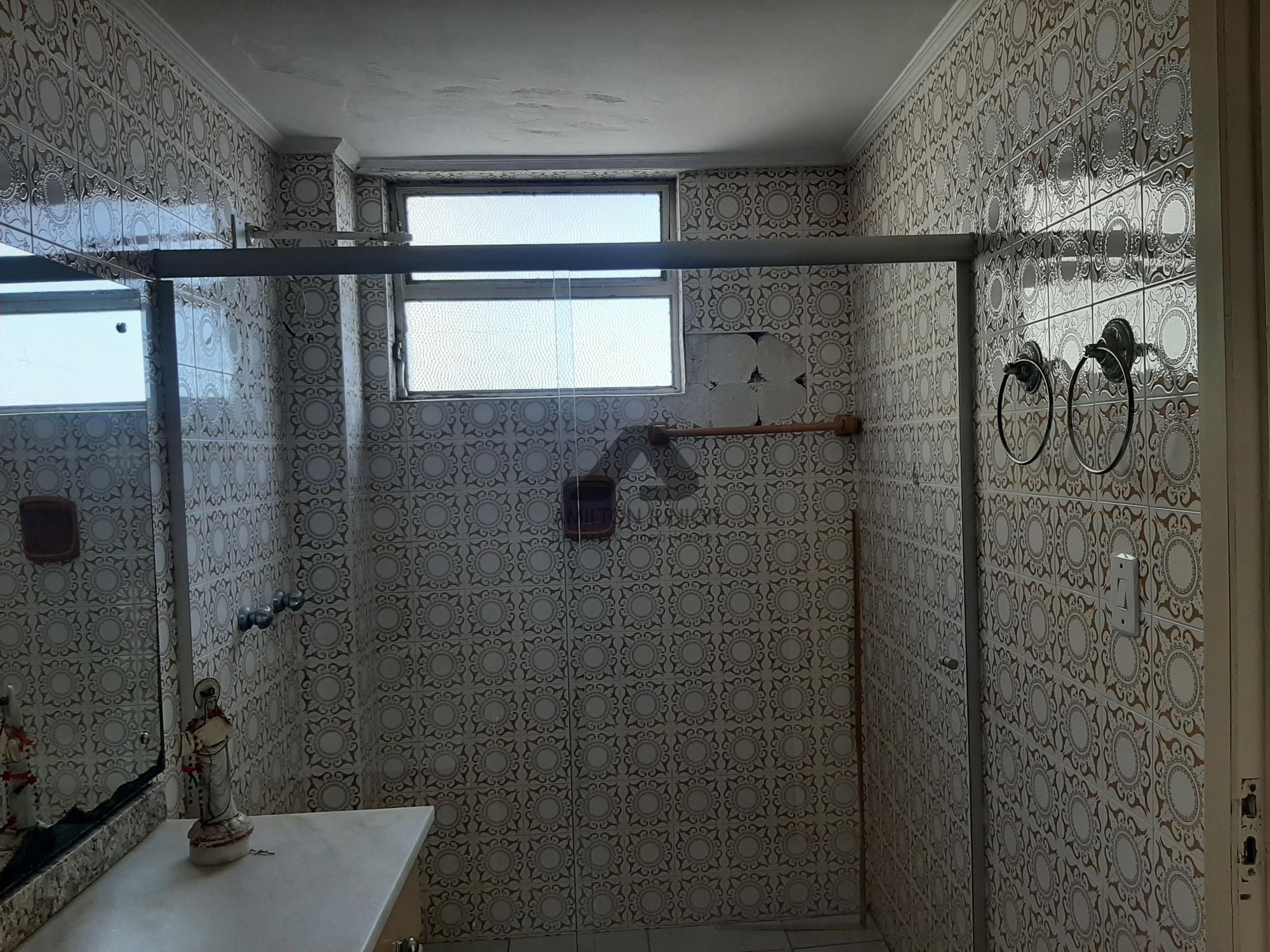 Apartamento à venda com 3 quartos, 159m² - Foto 13