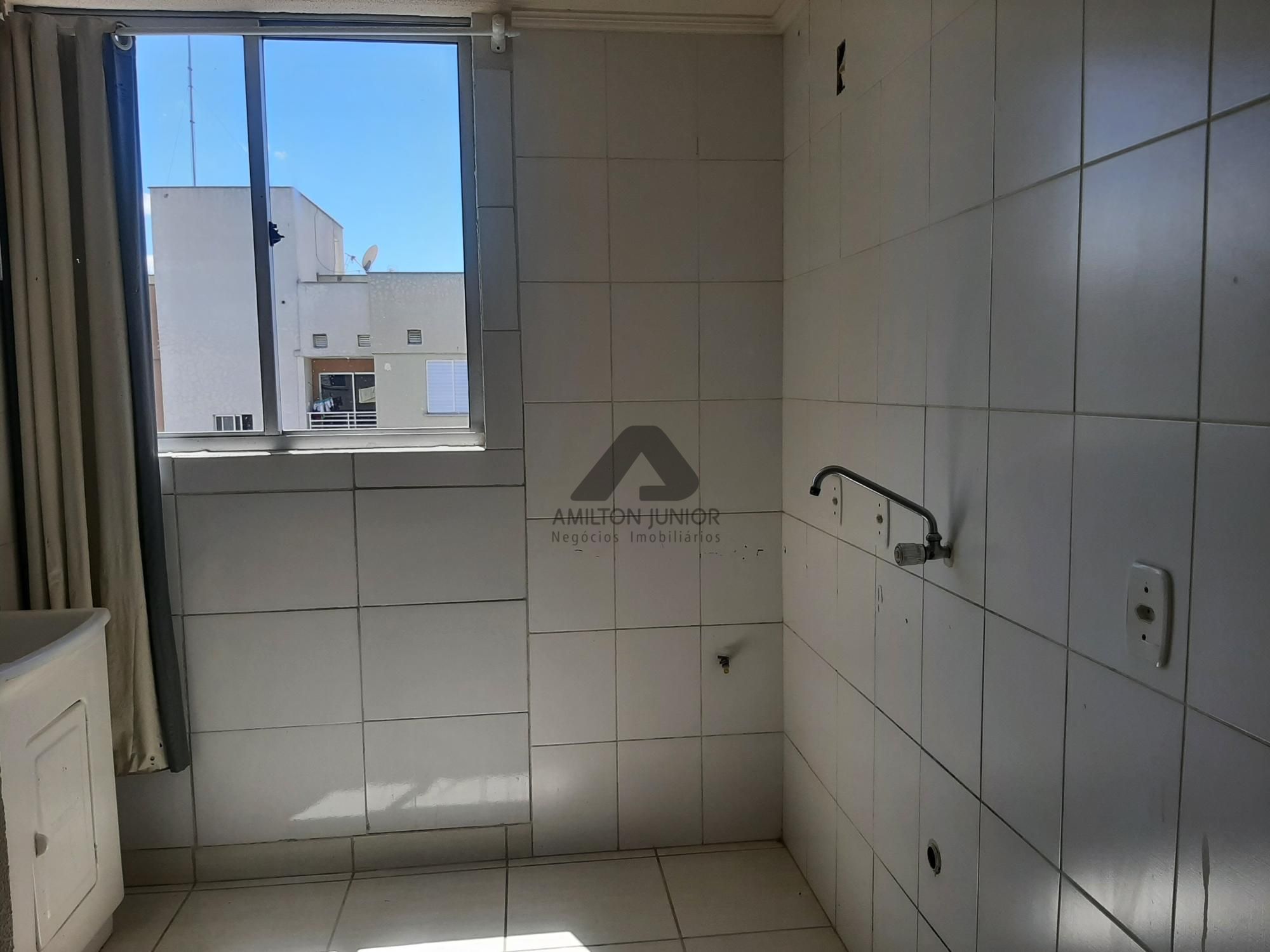 Apartamento à venda com 3 quartos, 59m² - Foto 4