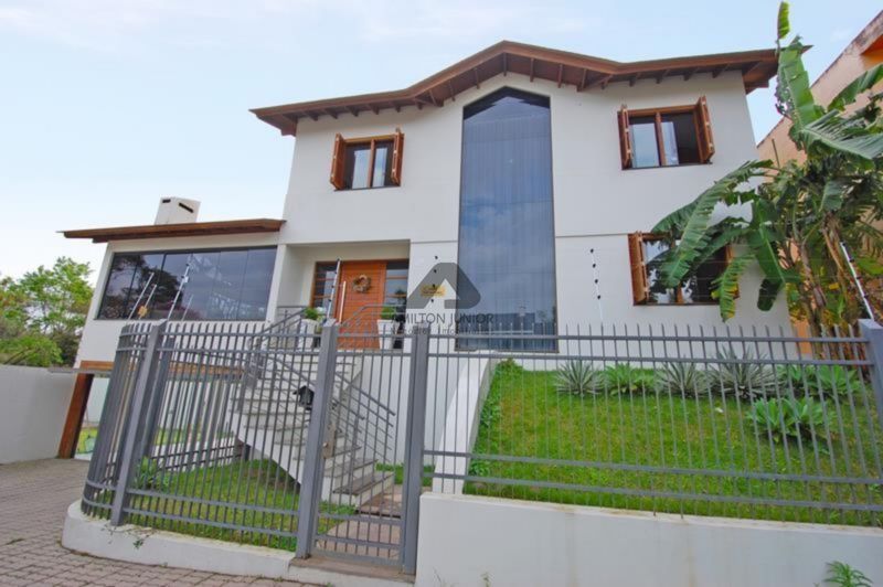 Casa à venda com 4 quartos, 240m² - Foto 2