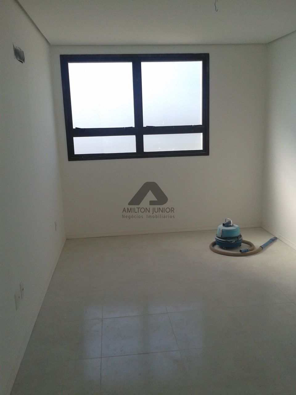 Apartamento à venda com 3 quartos, 150m² - Foto 13