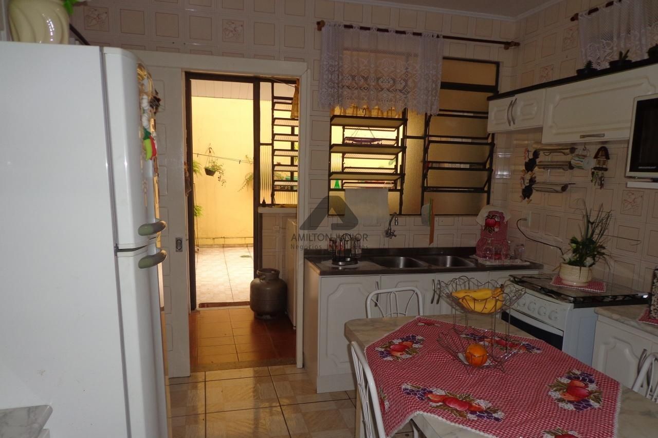 Apartamento à venda com 2 quartos, 167m² - Foto 2