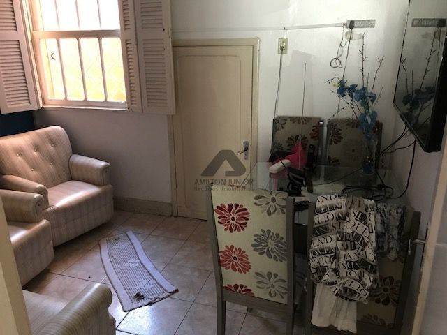 Casa à venda com 4 quartos, 250m² - Foto 5