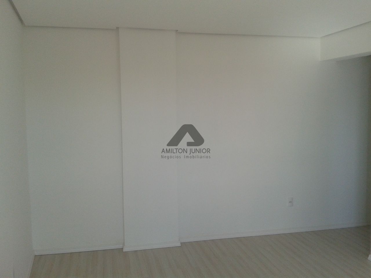 Apartamento à venda com 3 quartos, 150m² - Foto 4