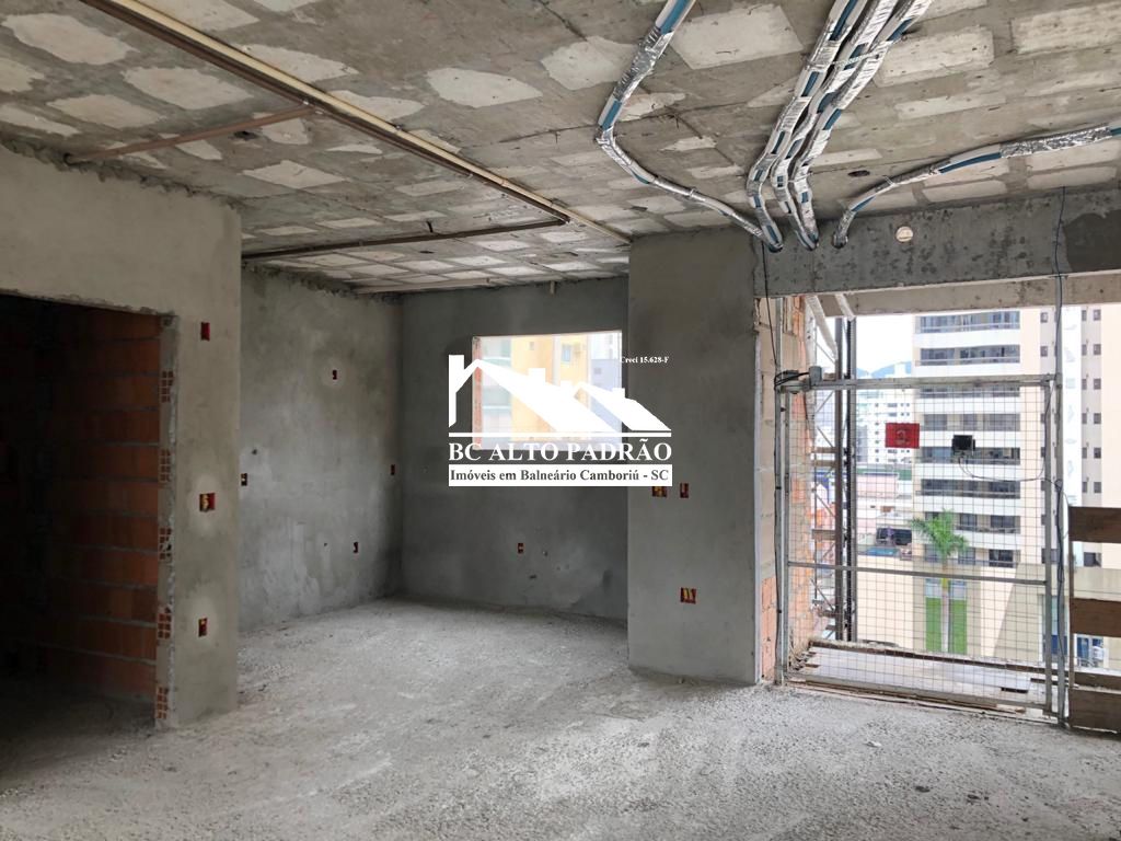 Apartamento à venda com 3 quartos, 135m² - Foto 23