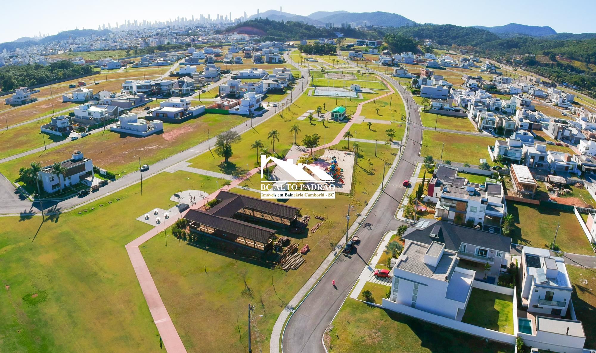 Terreno, 895 m² - Foto 1