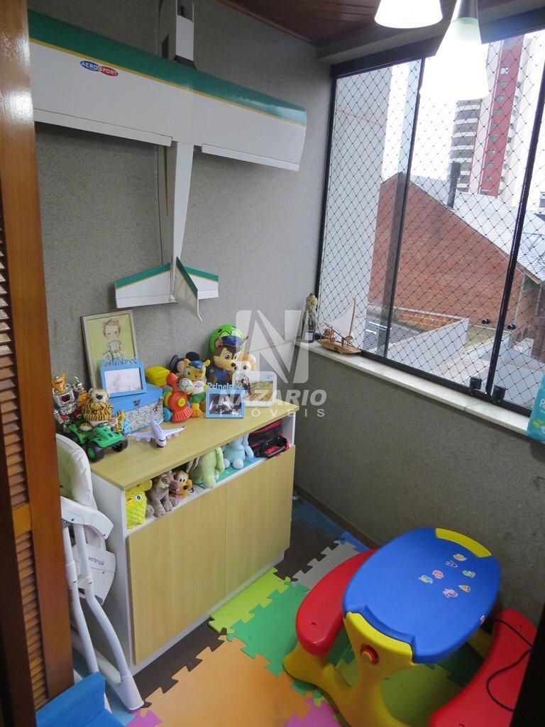 Apartamento à venda com 2 quartos, 161m² - Foto 13