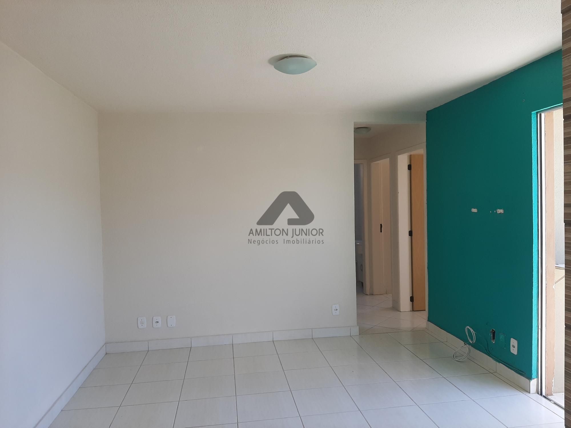 Apartamento à venda com 3 quartos, 59m² - Foto 2