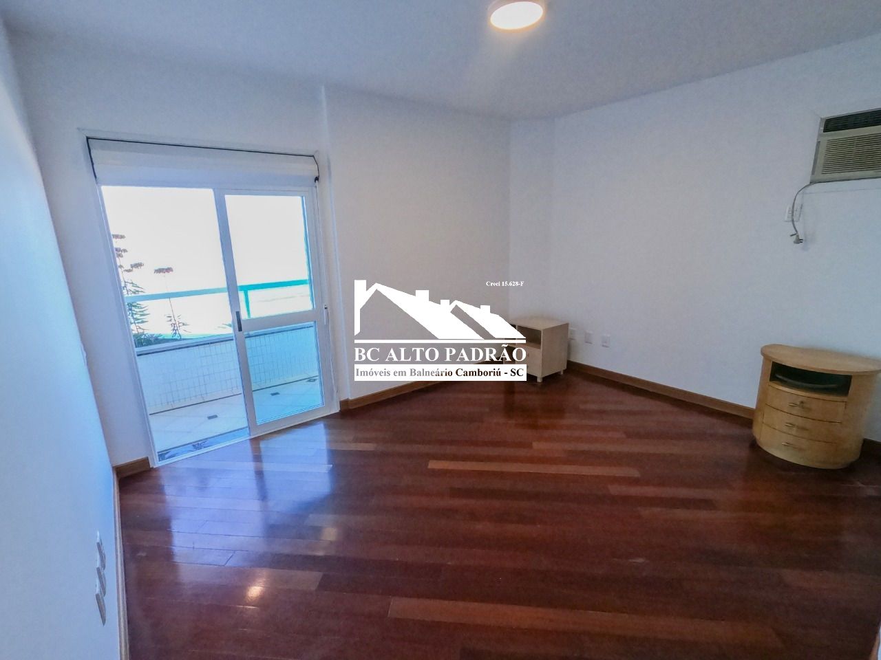 Apartamento à venda com 3 quartos, 185m² - Foto 12