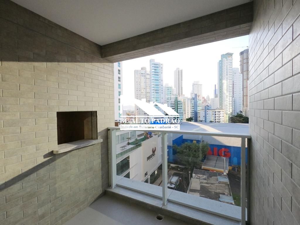 Apartamento à venda com 3 quartos, 120m² - Foto 2