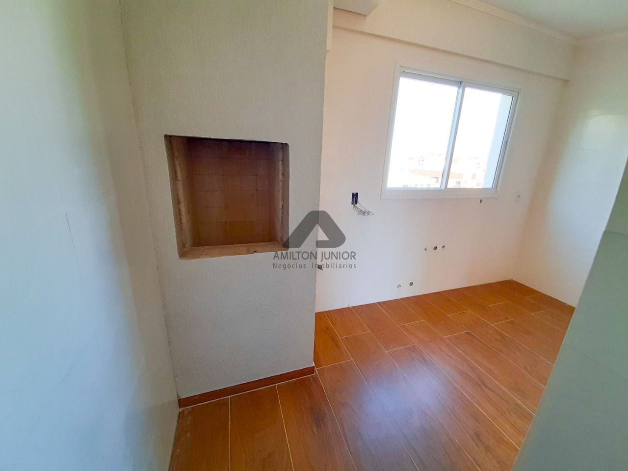 Apartamento à venda com 2 quartos, 73m² - Foto 4