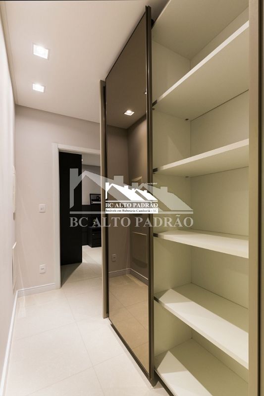 Apartamento à venda com 2 quartos, 84m² - Foto 31