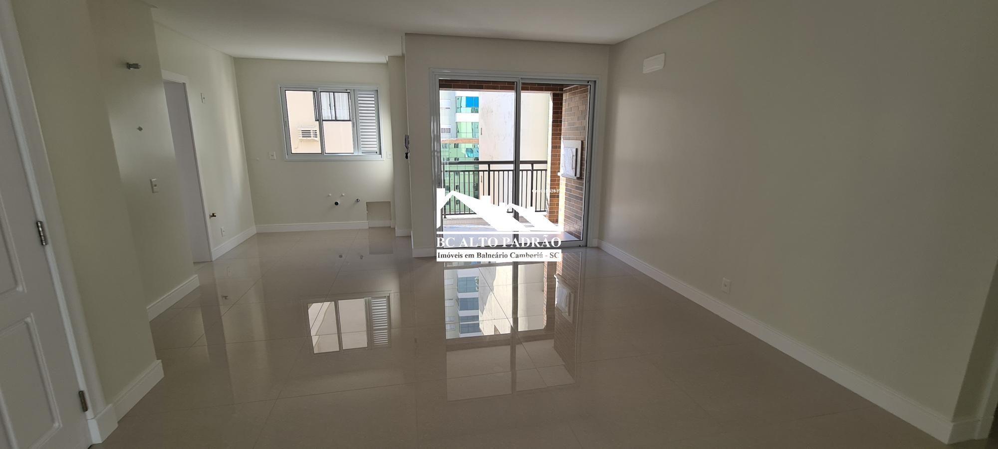 Apartamento à venda com 3 quartos, 118m² - Foto 3