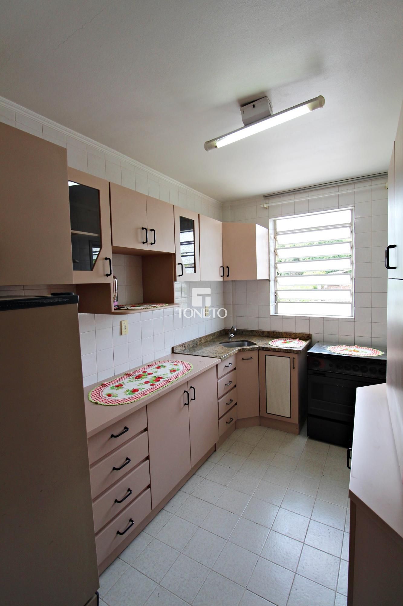 Apartamento à venda com 2 quartos, 68m² - Foto 3