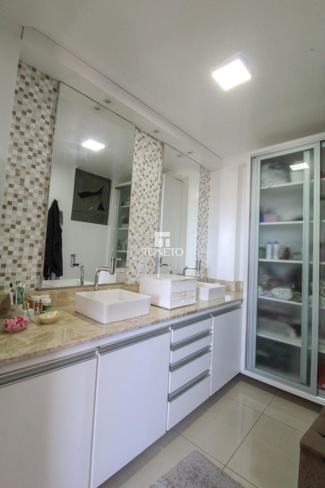 Apartamento à venda com 4 quartos, 217m² - Foto 14