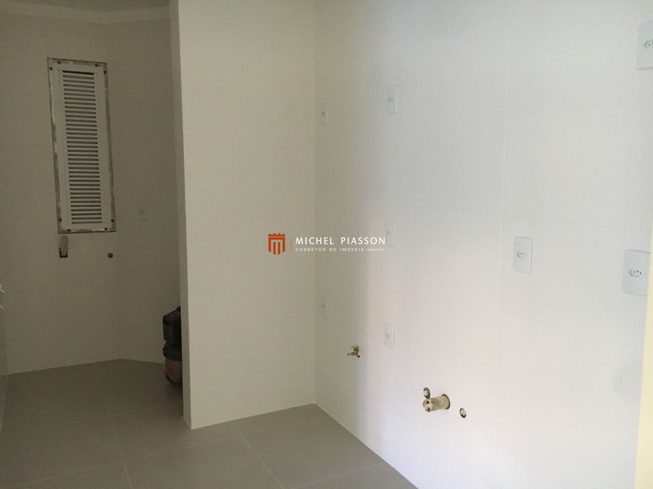 Apartamento à venda com 2 quartos, 71m² - Foto 11