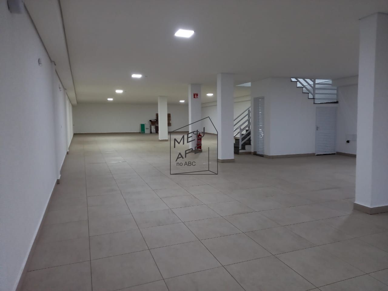 Apartamento à venda com 2 quartos, 100m² - Foto 23