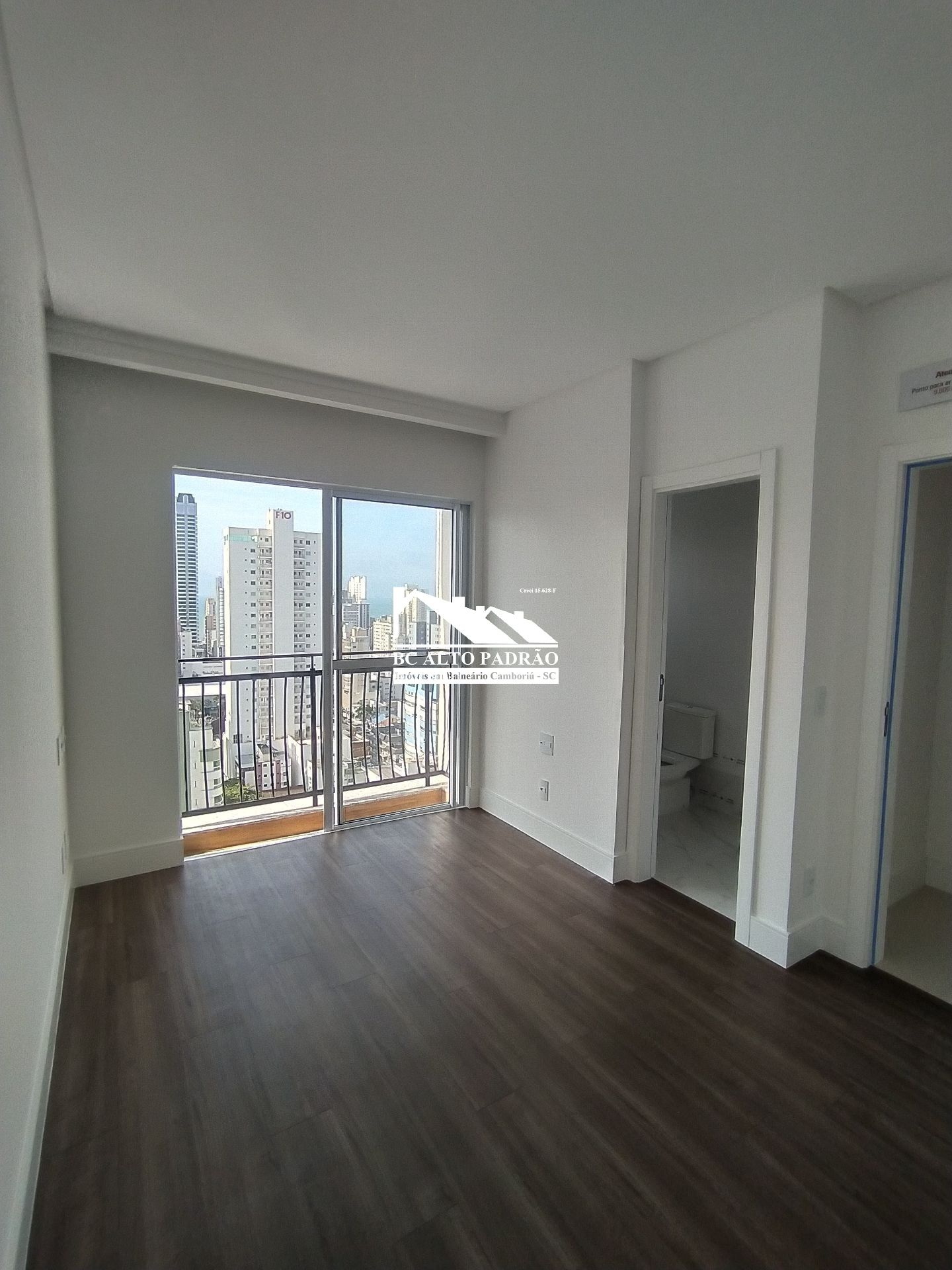 Apartamento à venda com 3 quartos, 123m² - Foto 15