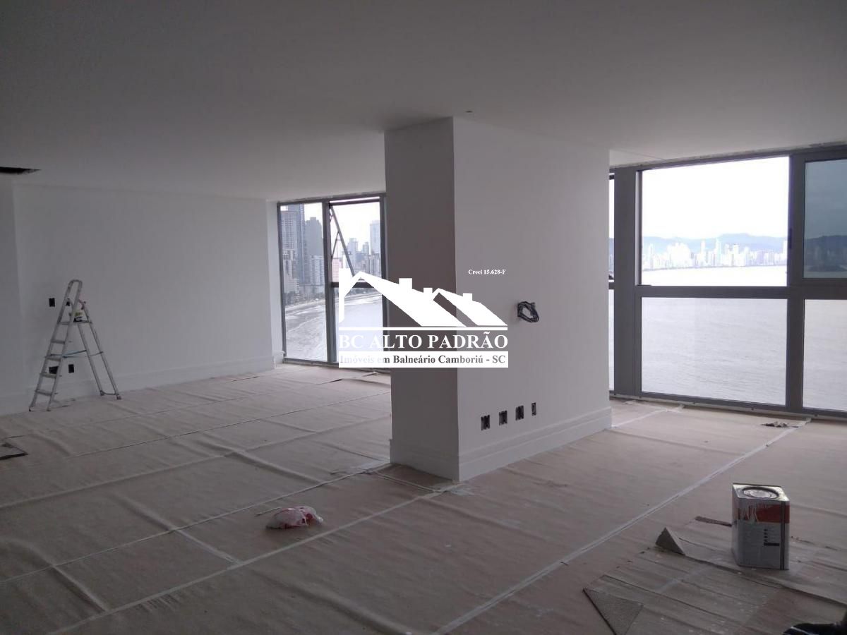 Apartamento à venda com 4 quartos, 230m² - Foto 16