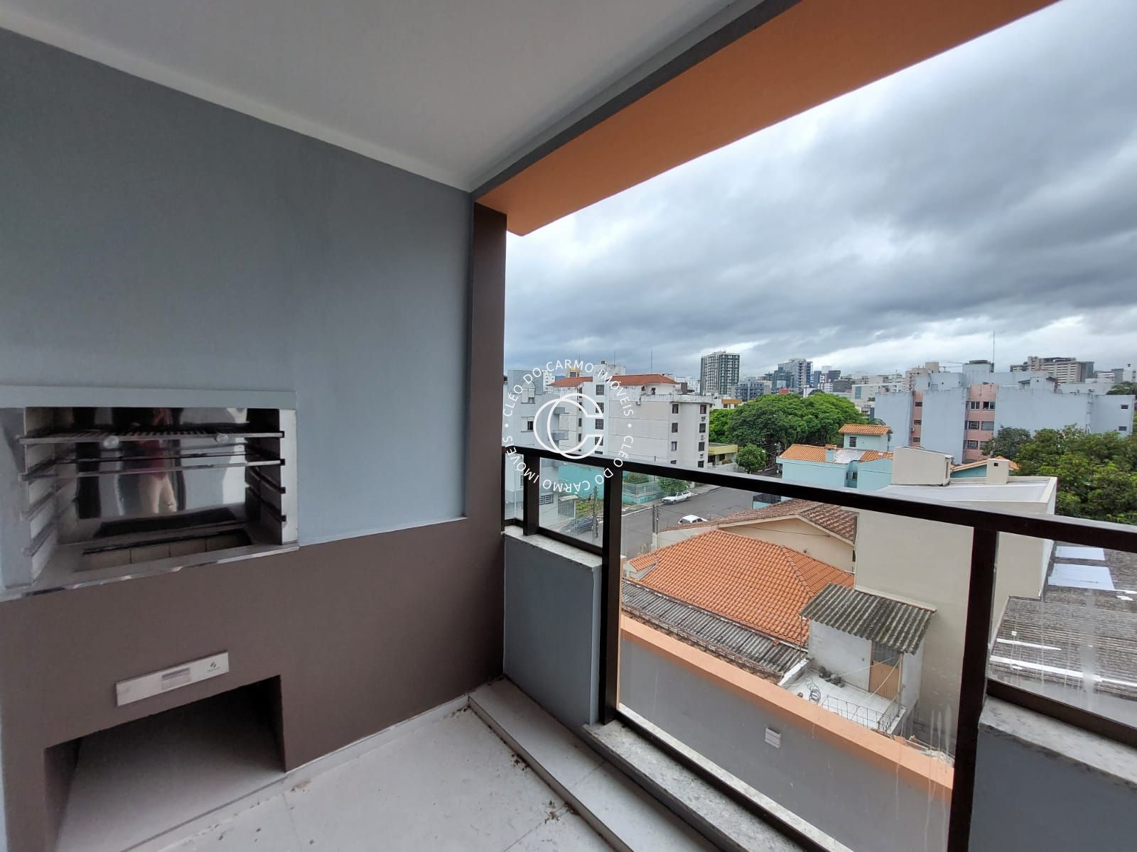 Apartamento à venda com 3 quartos, 110m² - Foto 3