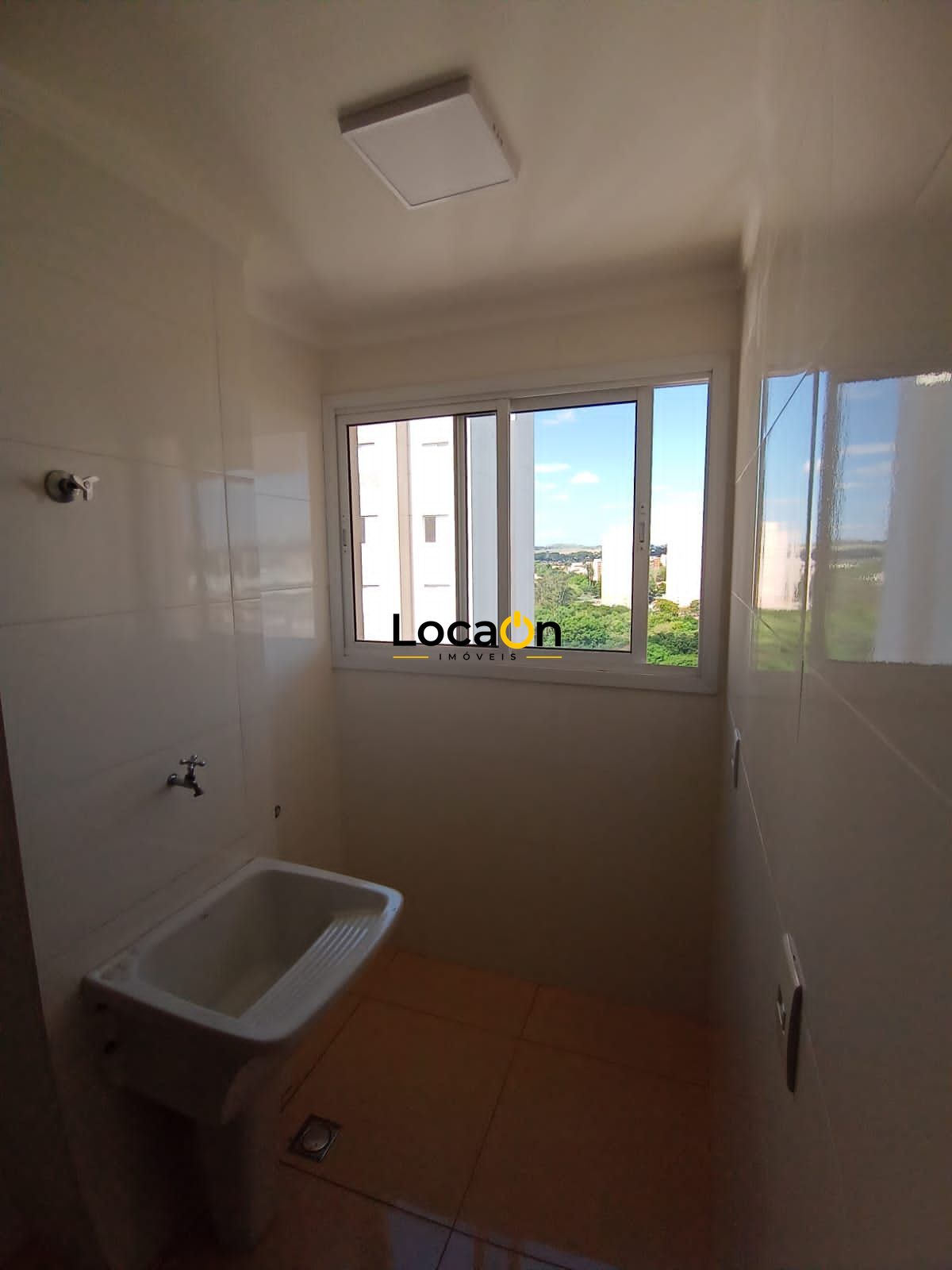 VENDE - Apartamento Novo 2 Dormitórios na Av. Barão do Bananal pelo programa Min