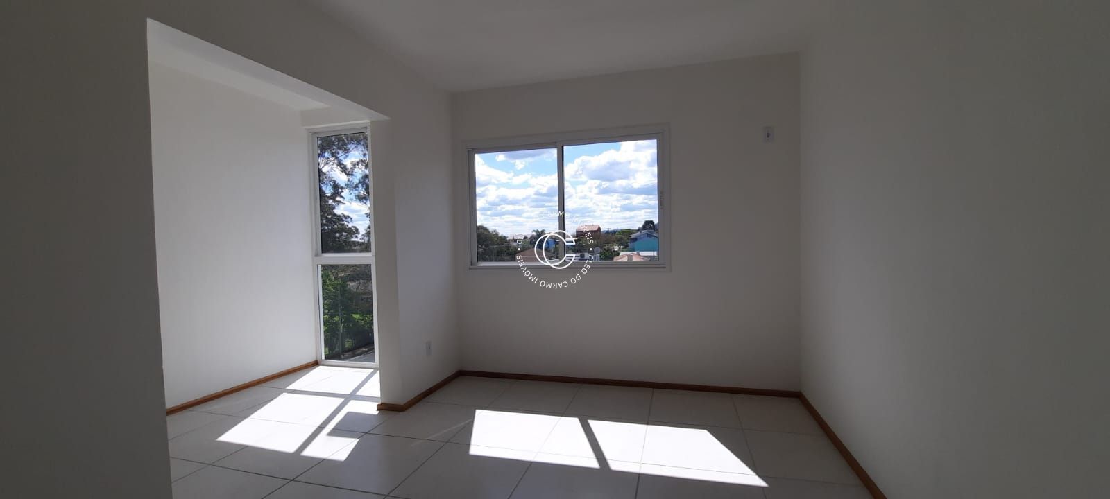 Apartamento à venda com 2 quartos, 81m² - Foto 3