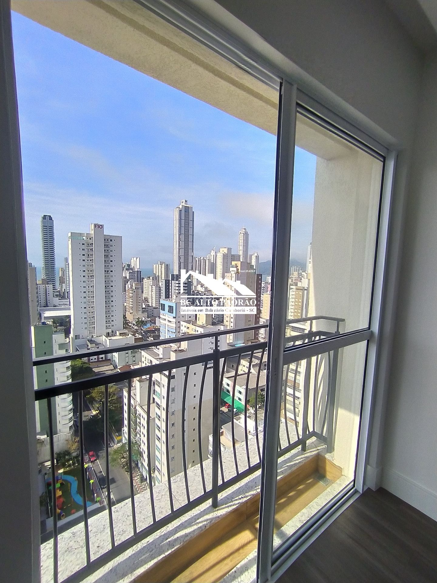 Apartamento à venda com 3 quartos, 123m² - Foto 15