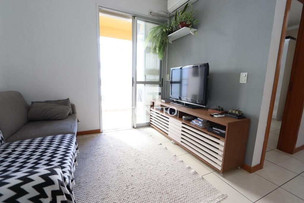 Apartamento à venda com 2 quartos, 68m² - Foto 4