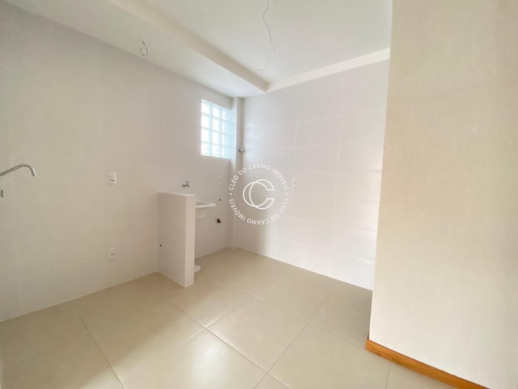 Apartamento à venda com 2 quartos, 62m² - Foto 4