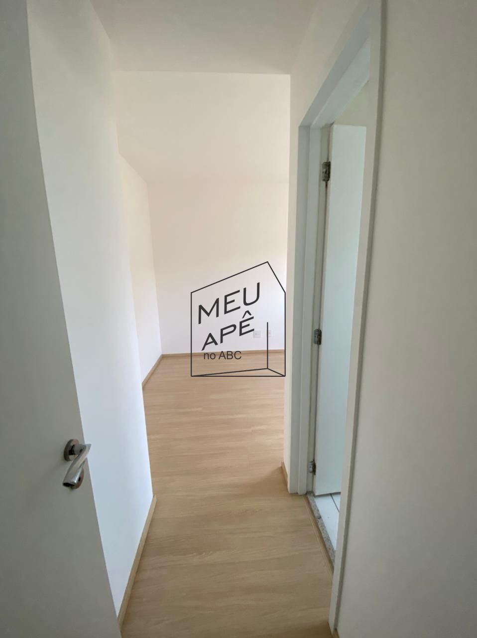 Apartamento à venda com 2 quartos, 60m² - Foto 4