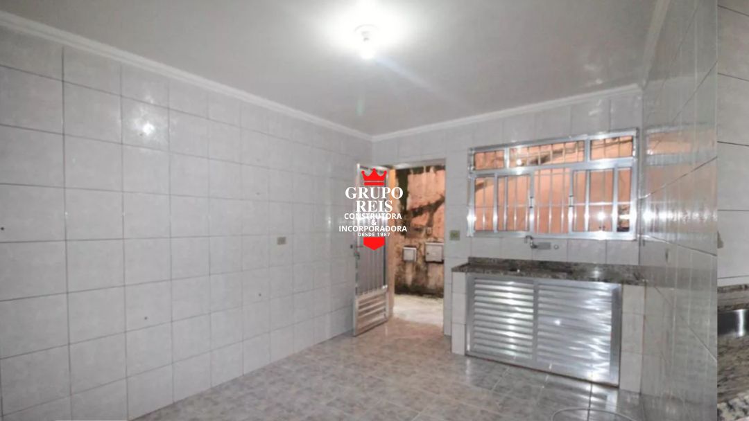 Apartamento para alugar com 2 quartos, 40m² - Foto 14
