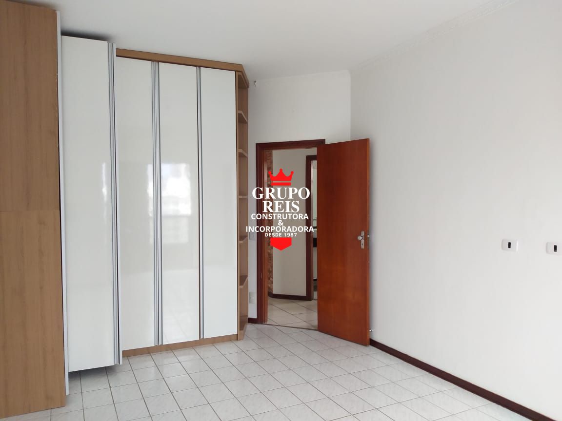 Apartamento à venda com 3 quartos, 120m² - Foto 14