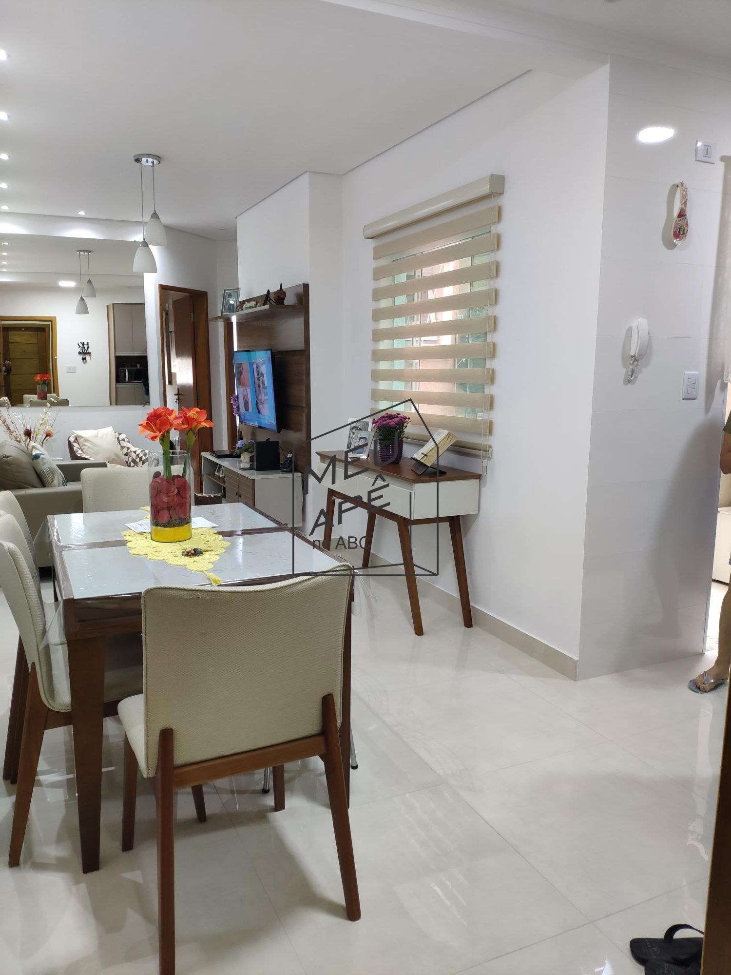Apartamento à venda com 2 quartos, 54m² - Foto 2