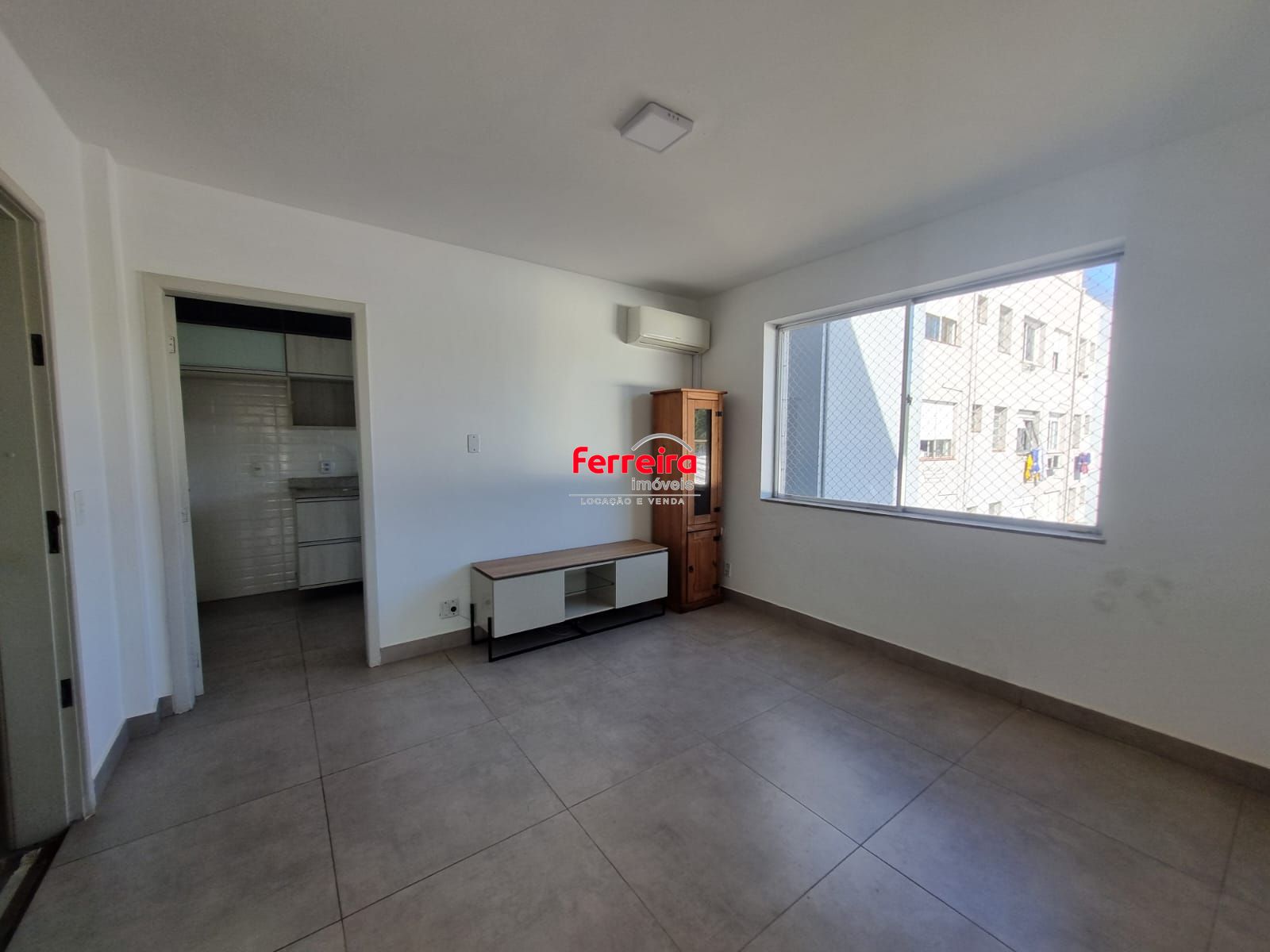 Apartamento de 2 dormitórios no bairro Partenon.