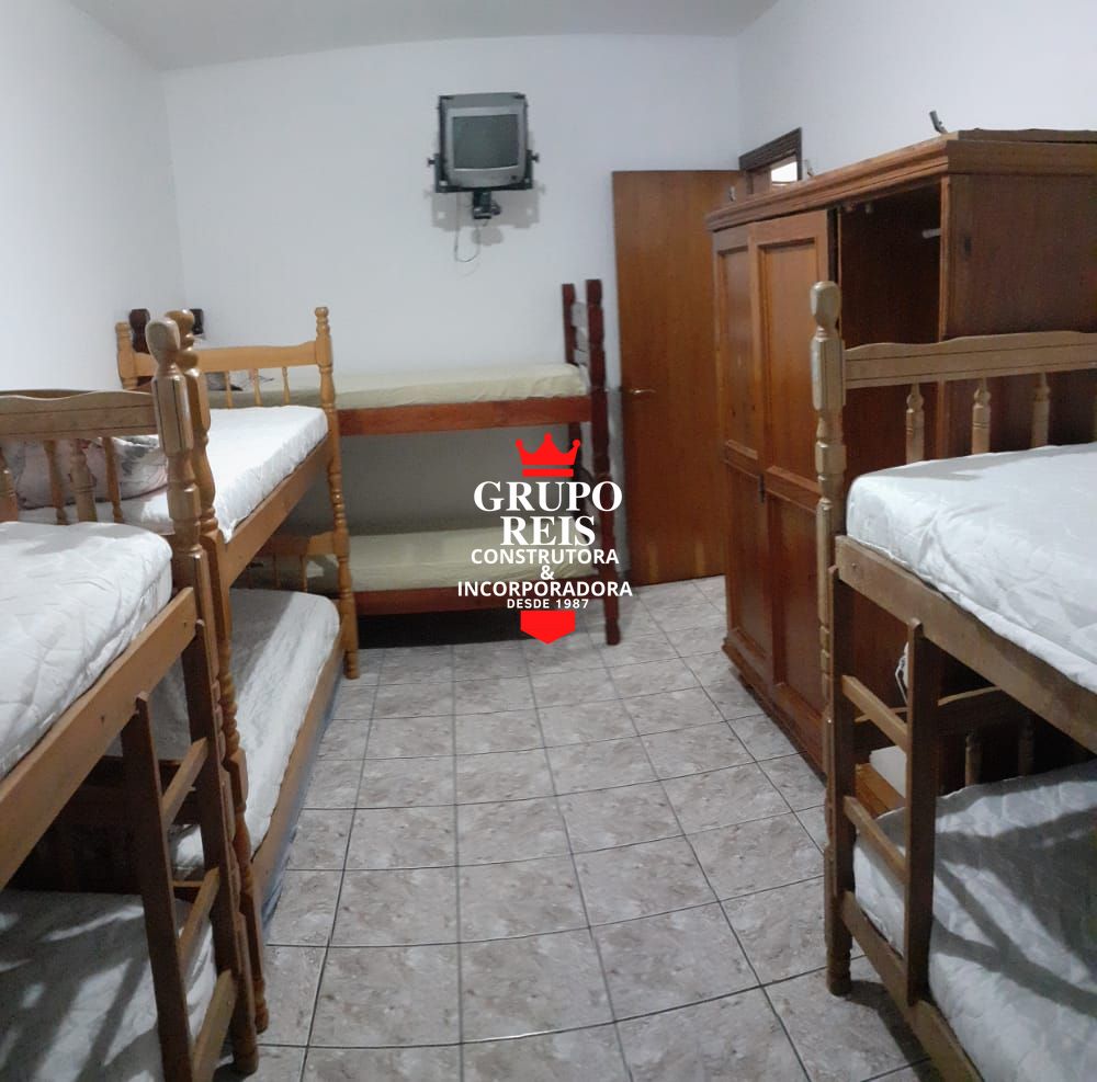 Apartamento completo a poucos metros da praia – guarujá